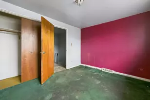 7915 S Saginaw Ave, Chicago, IL 60617 - Photo 11