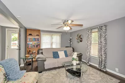 34350 S Pinegrove Avenue, Wilmington, IL 60481 - Photo 5