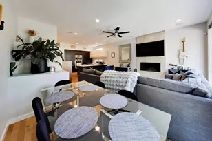 879 N Marshfield Ave, Chicago, IL 60622 - Photo 5