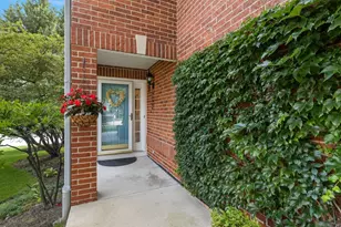 1572 W Ethan's Glen Dr, Palatine, IL 60067 - Photo 3