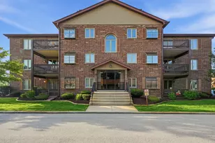 6419 Oak Forest Ave, Tinley Park, IL 60477 - Photo 1