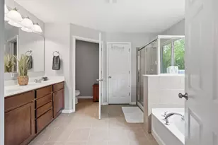 3328 Chase Ln, Elgin, IL 60124 - Photo 23