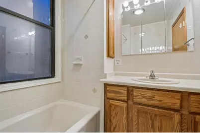 1354 W George Street #1, Chicago, IL 60657 - Photo 9
