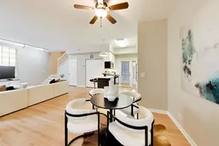 2545 N Racine Ave, Chicago, IL 60614 - Photo 9