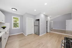 12018 S Bishop St, Chicago, IL 60643 - Photo 11