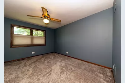 1033 W Wood Street, Bensenville, IL 60106 - Photo 23