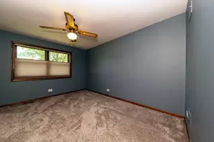 1033 W Wood St, Bensenville, IL 60106 - Photo 23