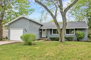 106 Foxcroft Rd, Naperville, IL 60565 - Photo 1