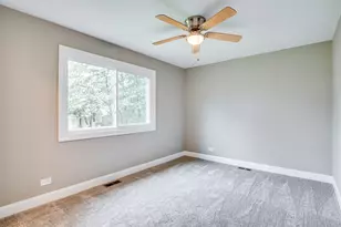 106 Foxcroft Rd, Naperville, IL 60565 - Photo 15