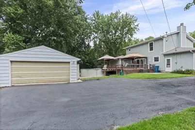 27 Bel Air Drive, Centralia, IL 62801 - Photo 5