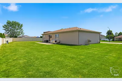 1706 Terramere Drive, Bourbonnais, IL 60914 - Photo 5