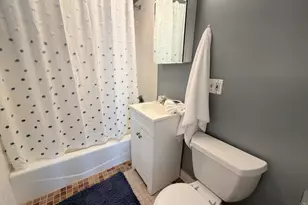 4201 N Sawyer Ave, Chicago, IL 60618 - Photo 9
