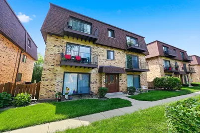 9714 Bianco Terrace #D, Des Plaines, IL 60016 - Photo 1
