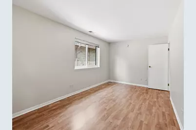 9714 Bianco Terrace #D, Des Plaines, IL 60016 - Photo 13