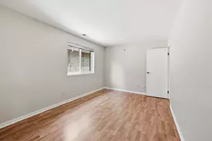 9714 Bianco Terrace, Des Plaines, IL 60016 - Photo 13