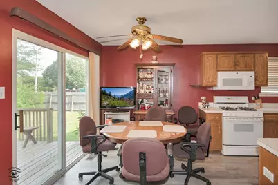 1407 Peacock Lane, Plainfield, IL 60586 - Photo 7