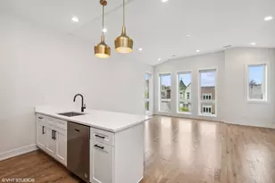 519 E Bowen Ave, Chicago, IL 60653 - Photo 7