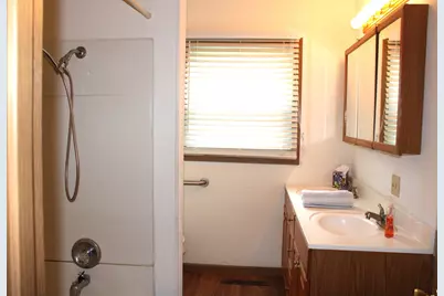 615 N Indiana Avenue, Salem, IL 62881 - Photo 25