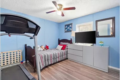 38703 N Sheridan Road #137, Beach Park, IL 60099 - Photo 11