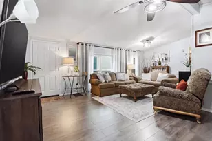 38703 N Sheridan Rd, Beach Park, IL 60099 - Photo 3