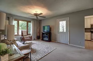 24165 Hillcrest Dr, Sterling, IL 61081 - Photo 9