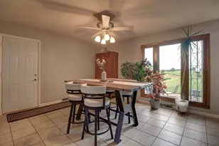 24165 Hillcrest Dr, Sterling, IL 61081 - Photo 5