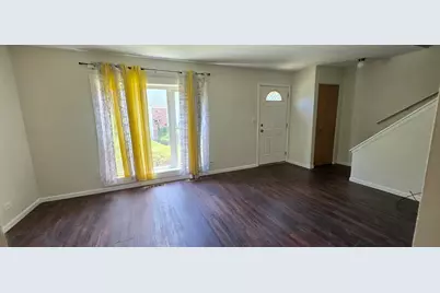 4093 Quincy Court, Streamwood, IL 60107 - Photo 5