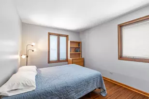 1826 W Catalpa Ln, Mount Prospect, IL 60056 - Photo 7