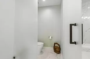 1845 W Waveland Ave, Chicago, IL 60613 - Photo 27
