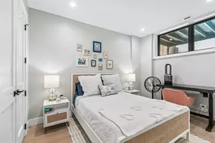 1845 W Waveland Ave, Chicago, IL 60613 - Photo 33