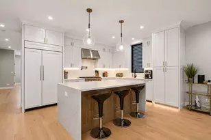 1845 W Waveland Ave, Chicago, IL 60613 - Photo 5