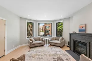 1845 W Waveland Ave, Chicago, IL 60613 - Photo 13