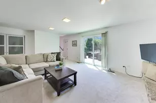 1823 E Camp McDonald Rd, Mount Prospect, IL 60056 - Photo 13