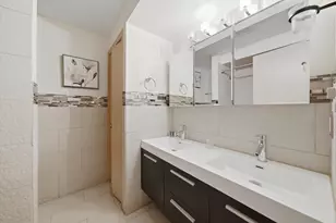 10623 Windsor Dr, Westchester, IL 60154 - Photo 17