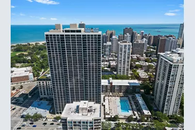 1560 N Sandburg Terrace #2708J, Chicago, IL 60610 - Photo 1