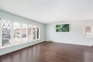 5129 N Chester Ave, Chicago, IL 60656 - Photo 3