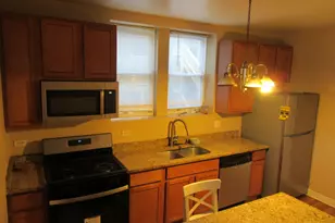 2251 W Rosemont Ave, Chicago, IL 60659 - Photo 7