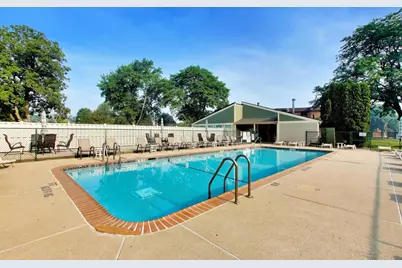 6443 Clarendon Hills Road #301C, Willowbrook, IL 60527 - Photo 33