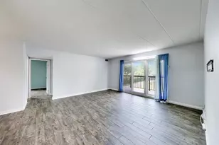 6443 Clarendon Hills Rd, Willowbrook, IL 60527 - Photo 5
