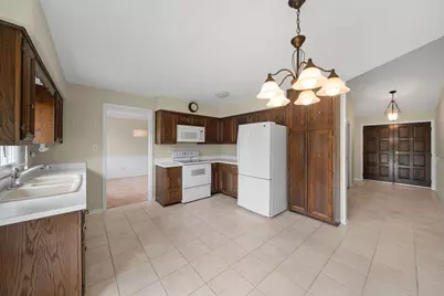 901 Claremont Drive, Downers Grove, IL 60516 - Photo 3