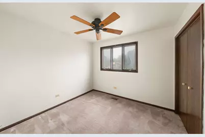 901 Claremont Drive, Downers Grove, IL 60516 - Photo 9