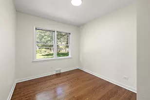 814 S Chestnut Ave, Arlington Heights, IL 60005 - Photo 11