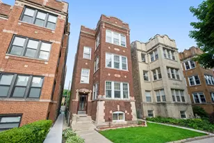 6517 N Bosworth Ave, Chicago, IL 60626 - Photo 1