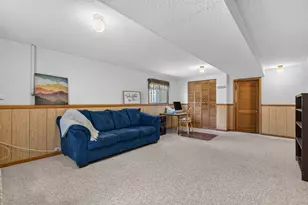 320 Barber St, West Chicago, IL 60185 - Photo 17