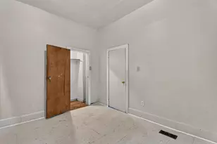 11715 S Wentworth Ave, Chicago, IL 60628 - Photo 13