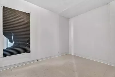 11715 S Wentworth Avenue, Chicago, IL 60628 - Photo 15