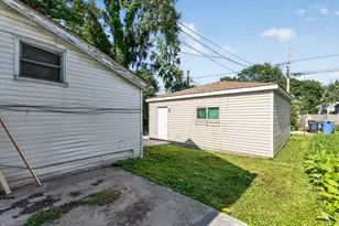 11715 S Wentworth Ave, Chicago, IL 60628 - Photo 29
