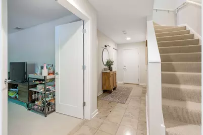 1715 W George Street, Chicago, IL 60657 - Photo 15