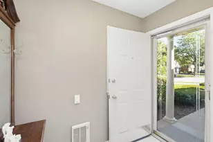 1959 Heron Ave, Schaumburg, IL 60193 - Photo 3