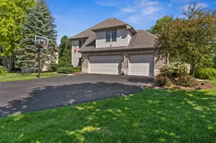 3N874 John Greenleaf Whittier Pl, Saint Charles, IL 60174 - Photo 3